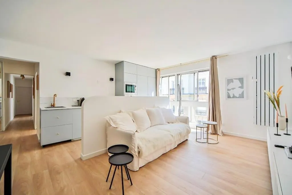 Tres Bel Appartement 8P Canal Saint Martin Paris France